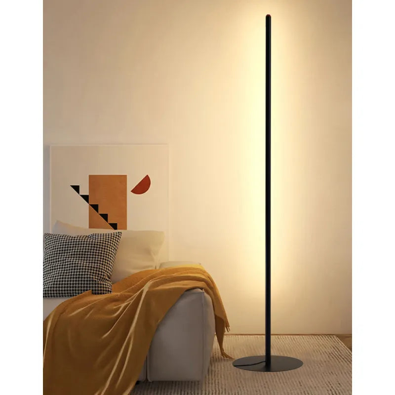 Lámpara de Pie LED — Diseño Minimalista con Luz Regulable